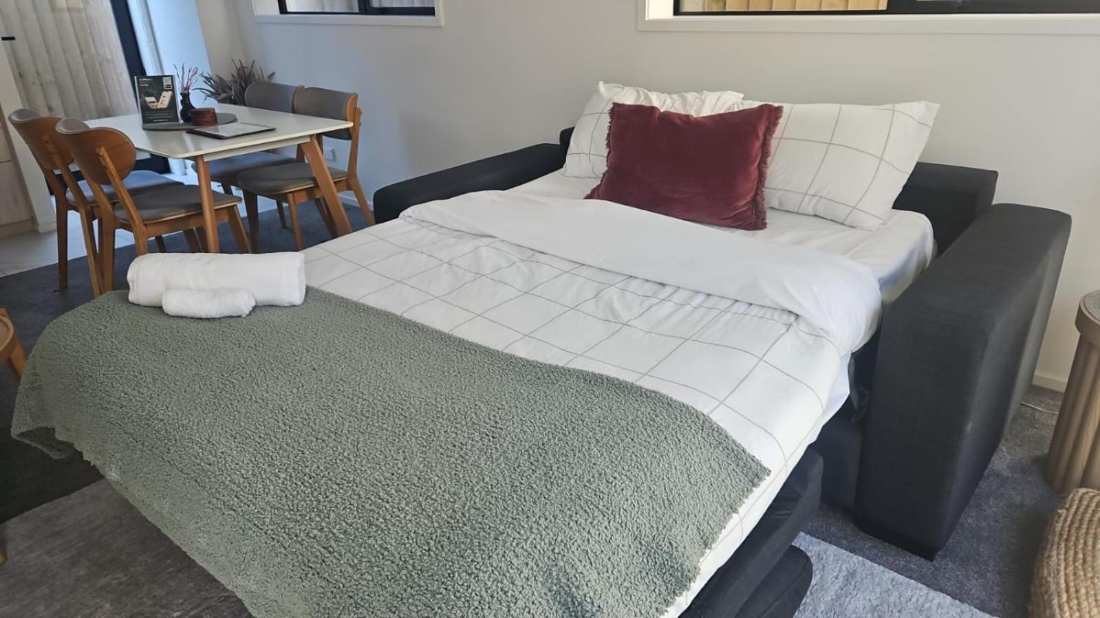 Modern Townhouse Cashel Street 2 Bed 2 Bath Appartement Christchurch Buitenkant foto